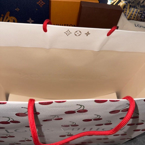 Louis Vuitton Murakami Cherry shopping bag - Picture 3 of 5